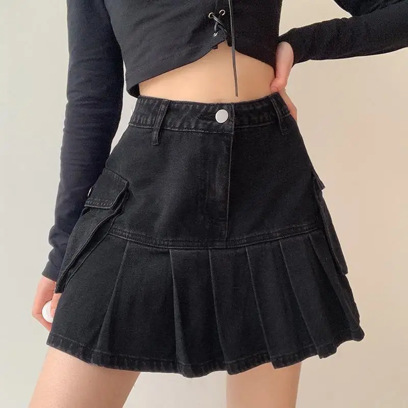 

Y2K Spicy Girl Workwear Black Denim Skirt 2024 Spring/Summer Women Hundred Pleated Pocket Short Skirt Slim Fit A-line Half Skirk