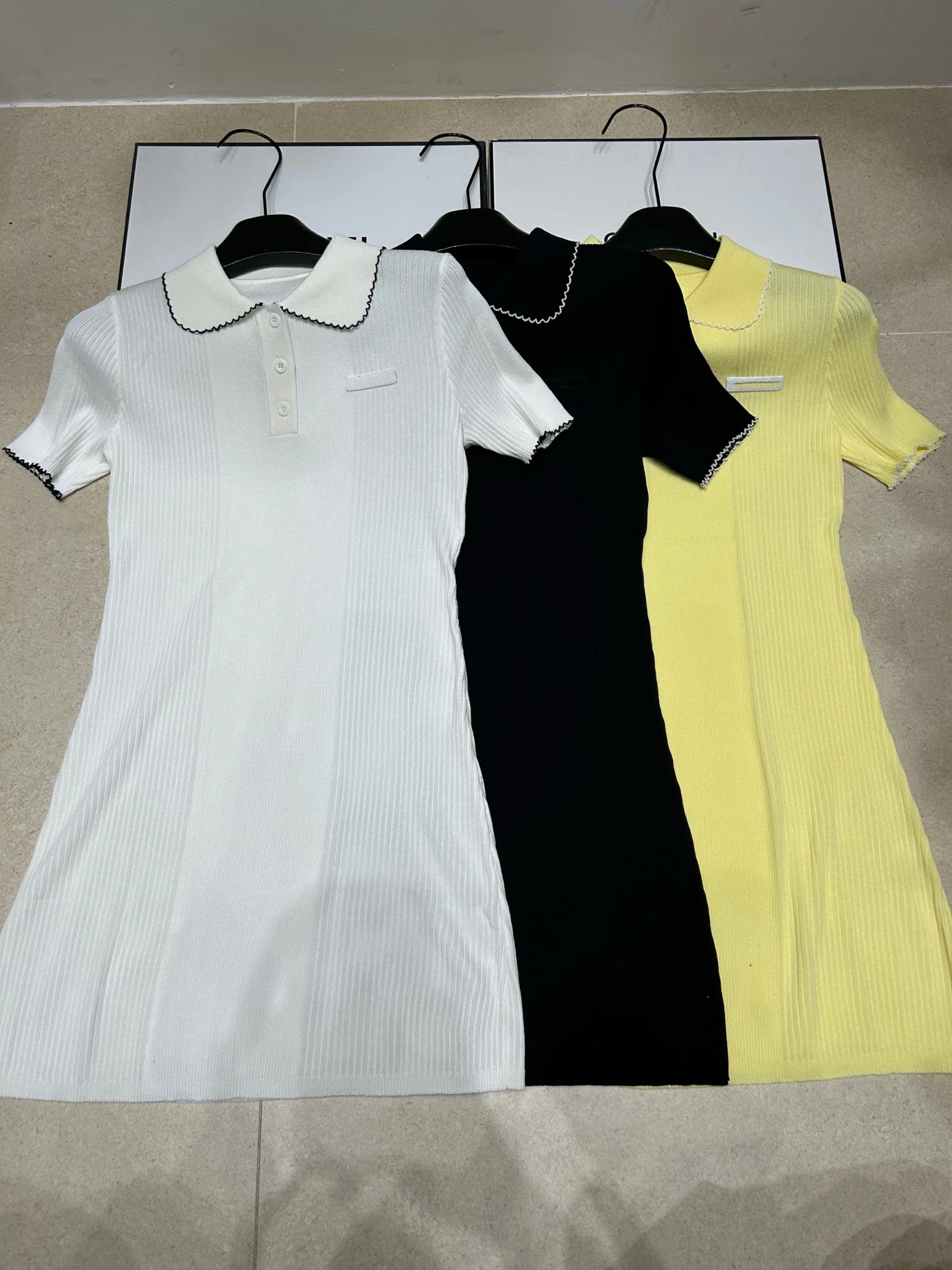 

VIBE Summer New Fashionable Knitted Midi Dress Women's Ruffle Color Block Loose Slimming Short Sleeve Turn-down Collar Dress