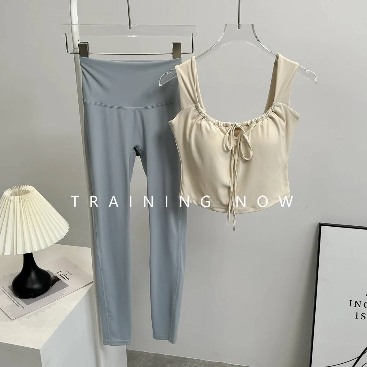 costume-de-yoga-de-temperament-professionnel-avec-coussinet-de-poitrine-sens-haut-de-gamme-celebrite-d'internet-entrainement-pilates-gilet-de-sport-pour-femmes