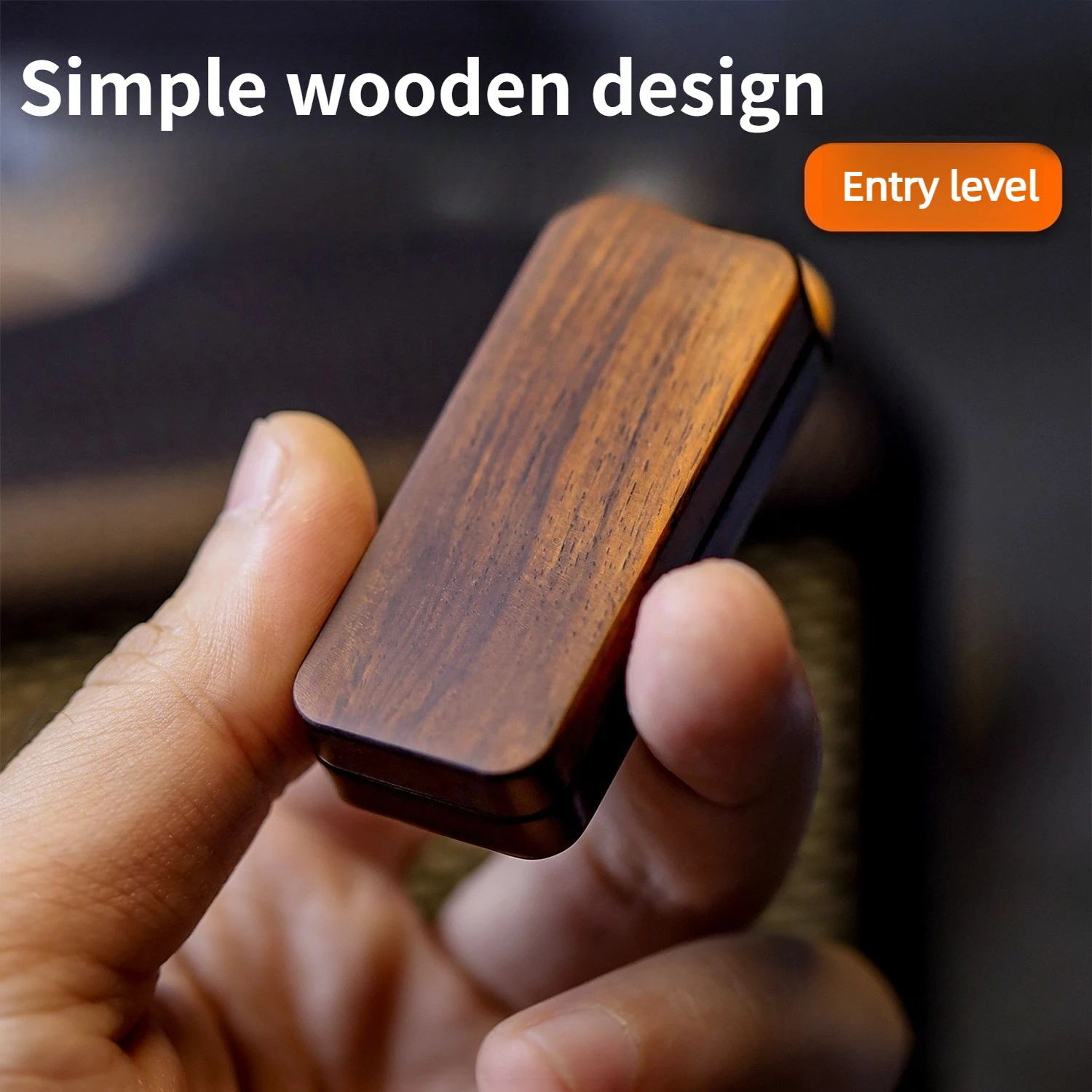 

GAO EDC Sandalwood Push Card Toy East African Sandalwood Dense Grain Fingertip Push Card Stress Relief Toy