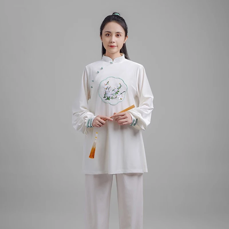 Kun Master Thicken Velvet Taichi Uniform Elegant Winter Martial Arts Suit Embroidery Kung Fu Clothes Taiji for Women