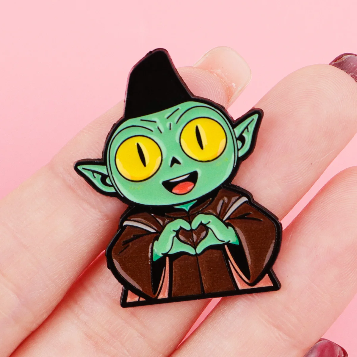 Thumbnail 3 - #49 Best Brooches & Lapel Pins to Buy In 2026