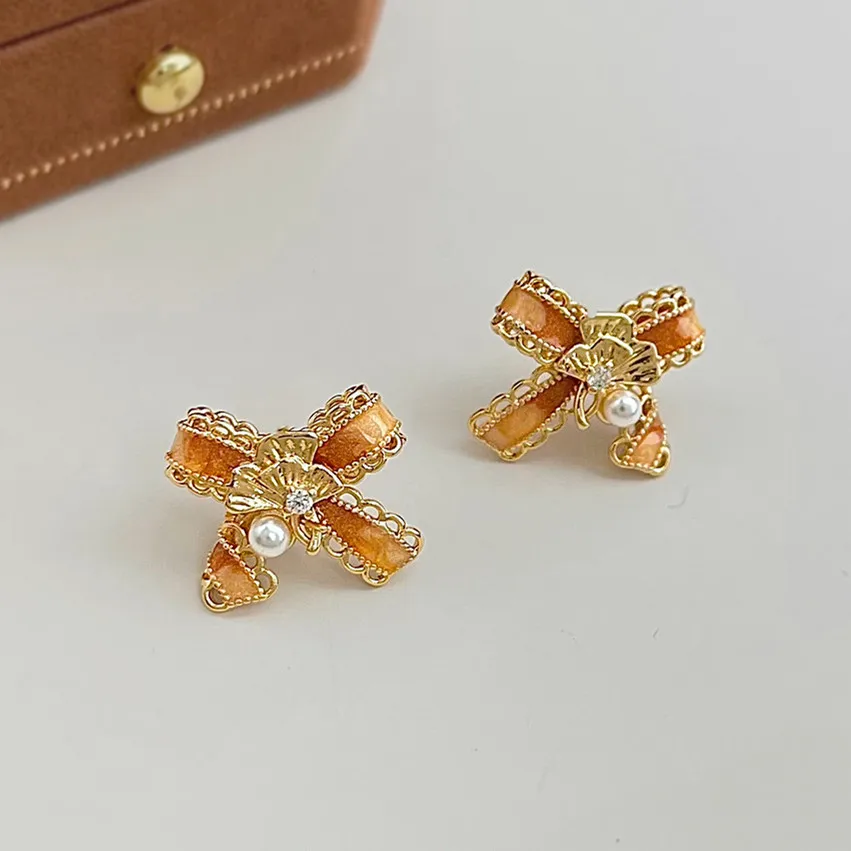 

Fashion Yellow Enamel Leaf Bowknot Stud Earrings for Women Sweet Daily Wear Ear Jewelry Gifts on Party