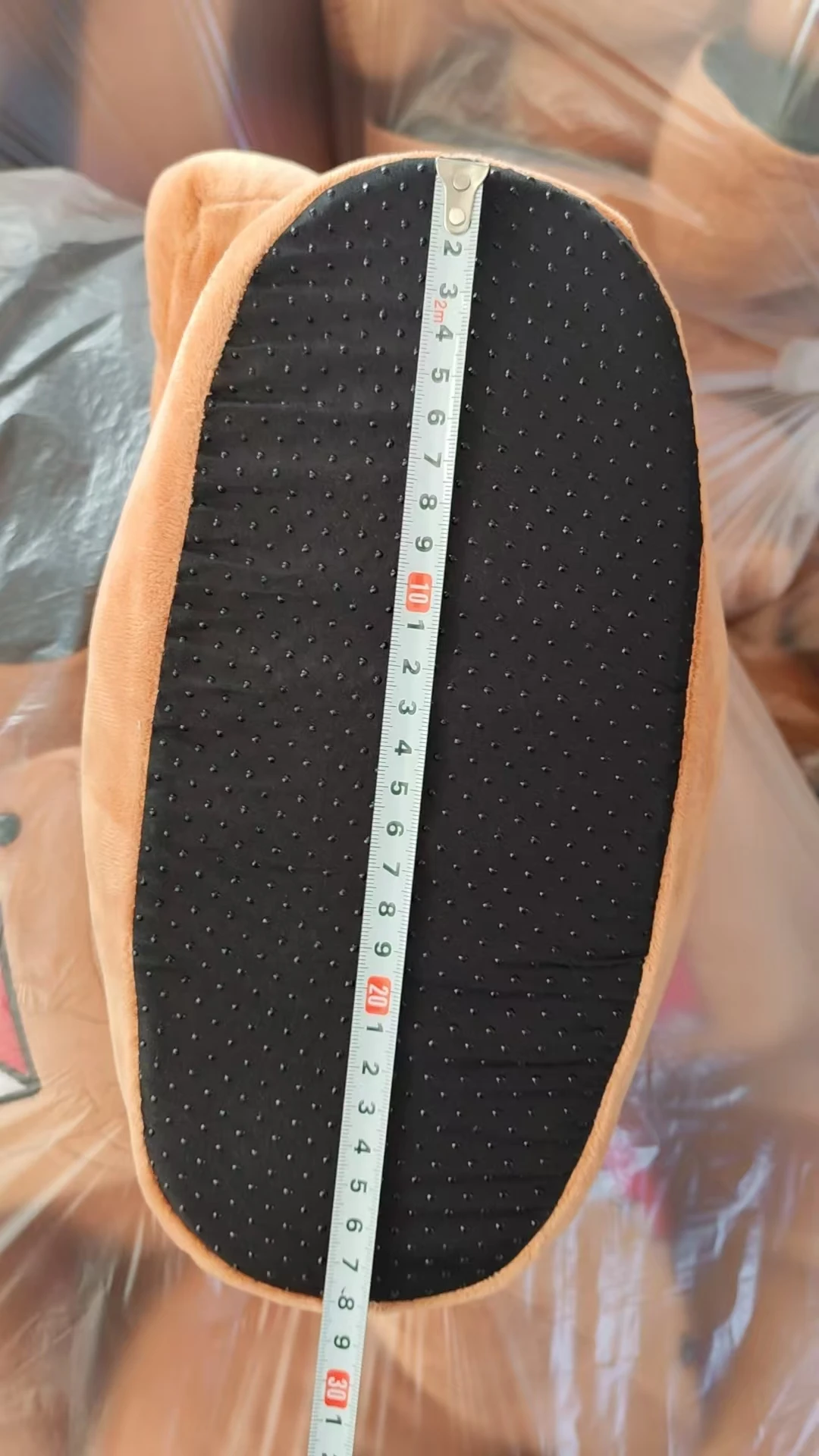 ハイランド牛ハロウィンマイケルマイヤーズチャッキーぬいぐるみスリッパホラー幽霊のような黒卿悪魔ウサギの家の靴ソフト面白いスリッパ