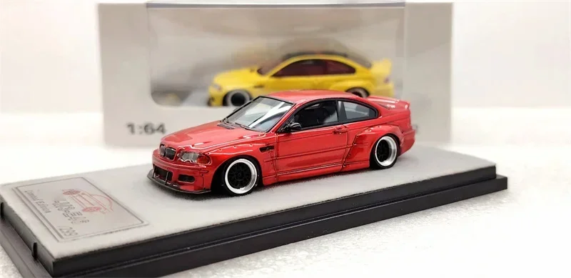 Qidian Model 1:64 M3 CSL E46 Limited299 Resin Model Car