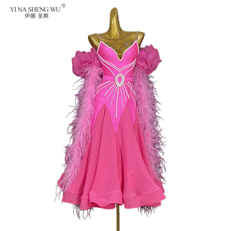 فستان رقص قاعة الرقص للسيدات باللون الوردي بدون أكمام وظهر احترافي للبالغين مع نمط ريش رشيق