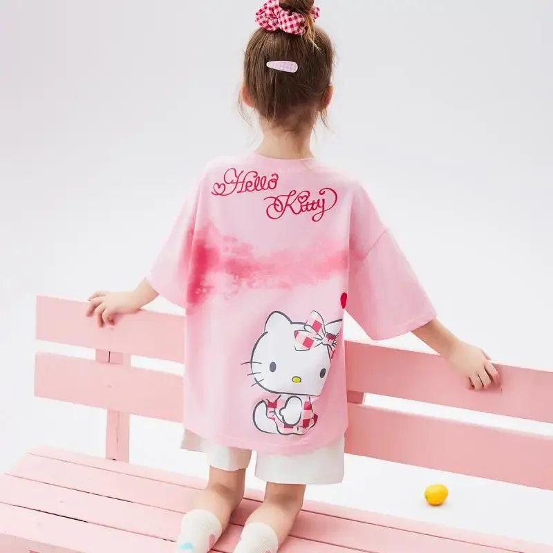 

Новая удобная модная свободная футболка с короткими рукавами Hellokittys Sanrios, летние топы с мультяшным принтом, одежда для девочек с принтом Kawaii