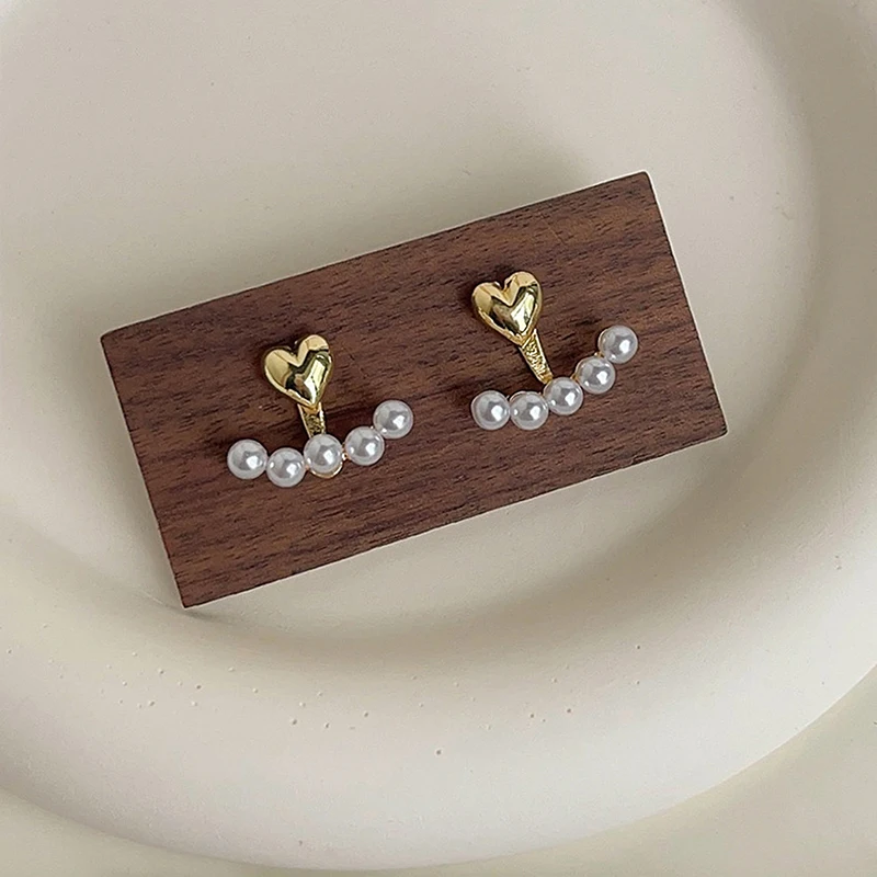 2024 New Elegant Gold Color Heart Pearl Stud Earrings Korean Fashion Jewelry For Woman Girls Accessories Wholesale