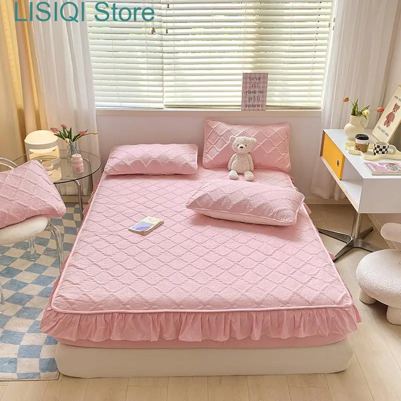 

New Waterproof Super Nordic Thick and Warm Fitted Sheet with Elastic Bands Princess Waterproof Bed Skirt Pink Mattress Covers