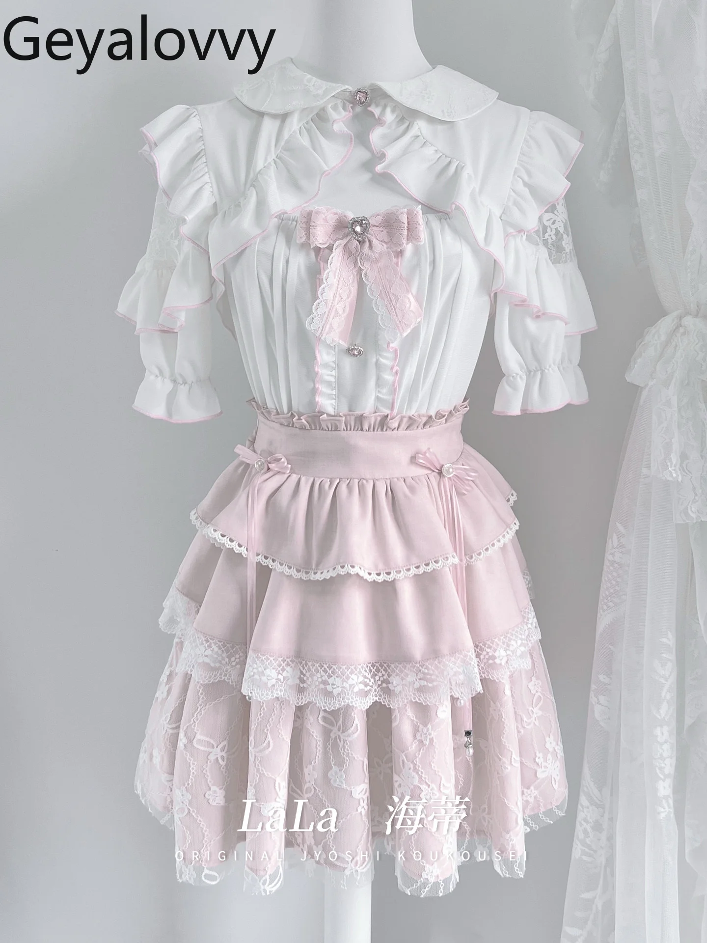 

Lolita Original Design Mine Series Sweet Lace Shirt Skirt Japanese Wear Short Skirts Two-piece Set Sweet Pleated Skirt Set Women
