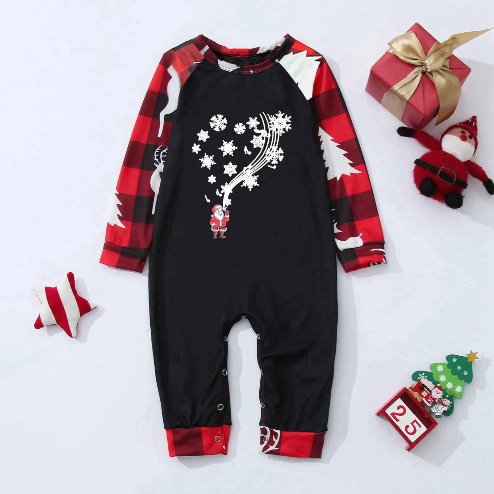 Christmas Family Matching Pajama Set New to 2025 Merry Christmas Printed Senior Adult Children's Pajama Overalls Baby Jumpsuit