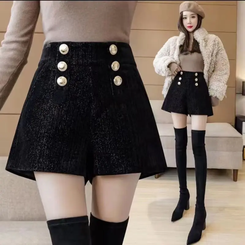 Neue Herbst Winter lose koreanische Version schlanke zweireihige Pailletten Woll shorts für Frauen weites Bein Oberbekleidung Stiefel Shorts m70