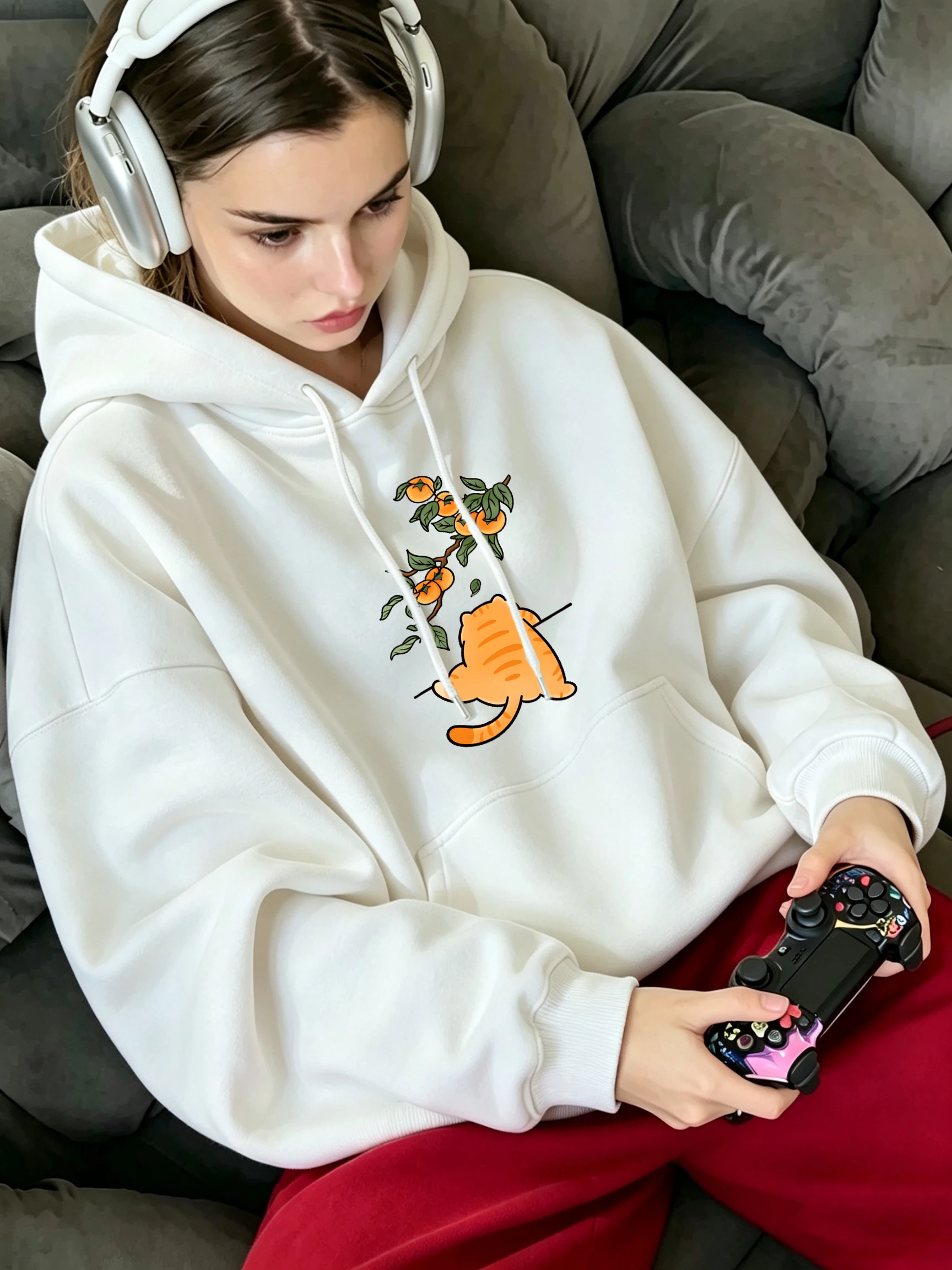 Katze beim Pflücken von Persimonen bedruckter Damen-Mode-Casual-Hoodie, Hip-Hop, lockere Kleidung, bequemes Langarm-Oberteil, weicher Herbst-Hoodie