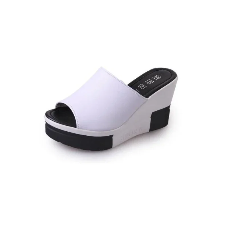 2024 Fashion Flip Flops Women shoes Slippers Platform Summer Shoes Open Toe Wedges Sandals Ladies Shoes women Plus Size 35-40