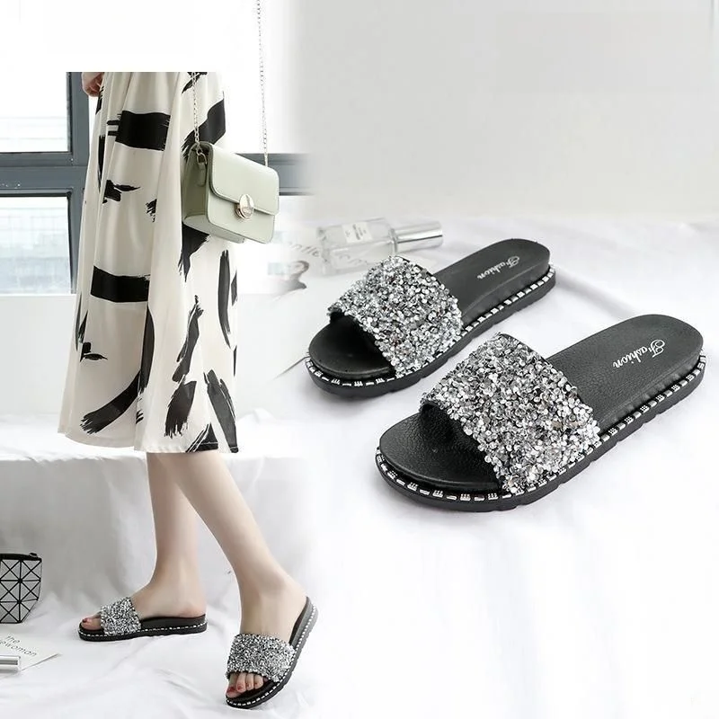 

New Women's Summer Fashionable Korean Style Sandals Thick Bottom Slip-On Beach Shoes Easy to Wear Comfortable Home Slippers