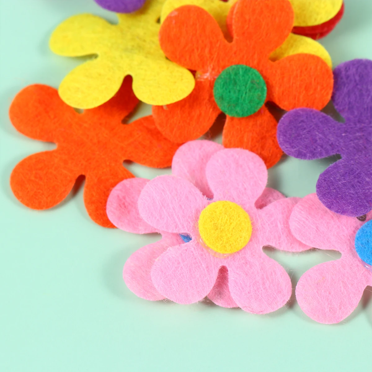 

100pcs Fabric Five-petal Felt Flowers Handmade Blossom Craft Supplies Soft Durable Non-Woven Fabric DIY Projects