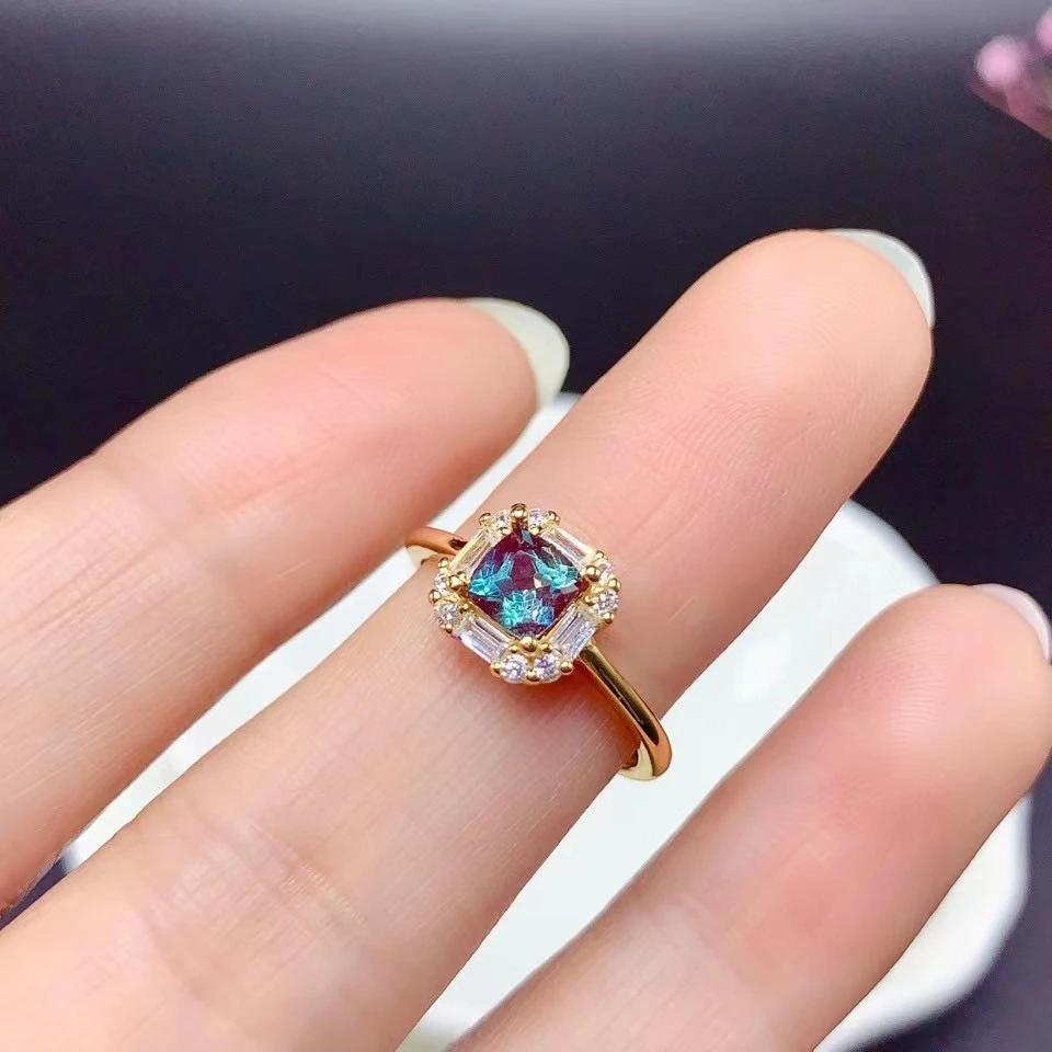 

2022 Luxury Square style Alexandrite Ring 5x5 mm Natural Precious Gem Change Color Solid 925 Silver Jewelry Good gift