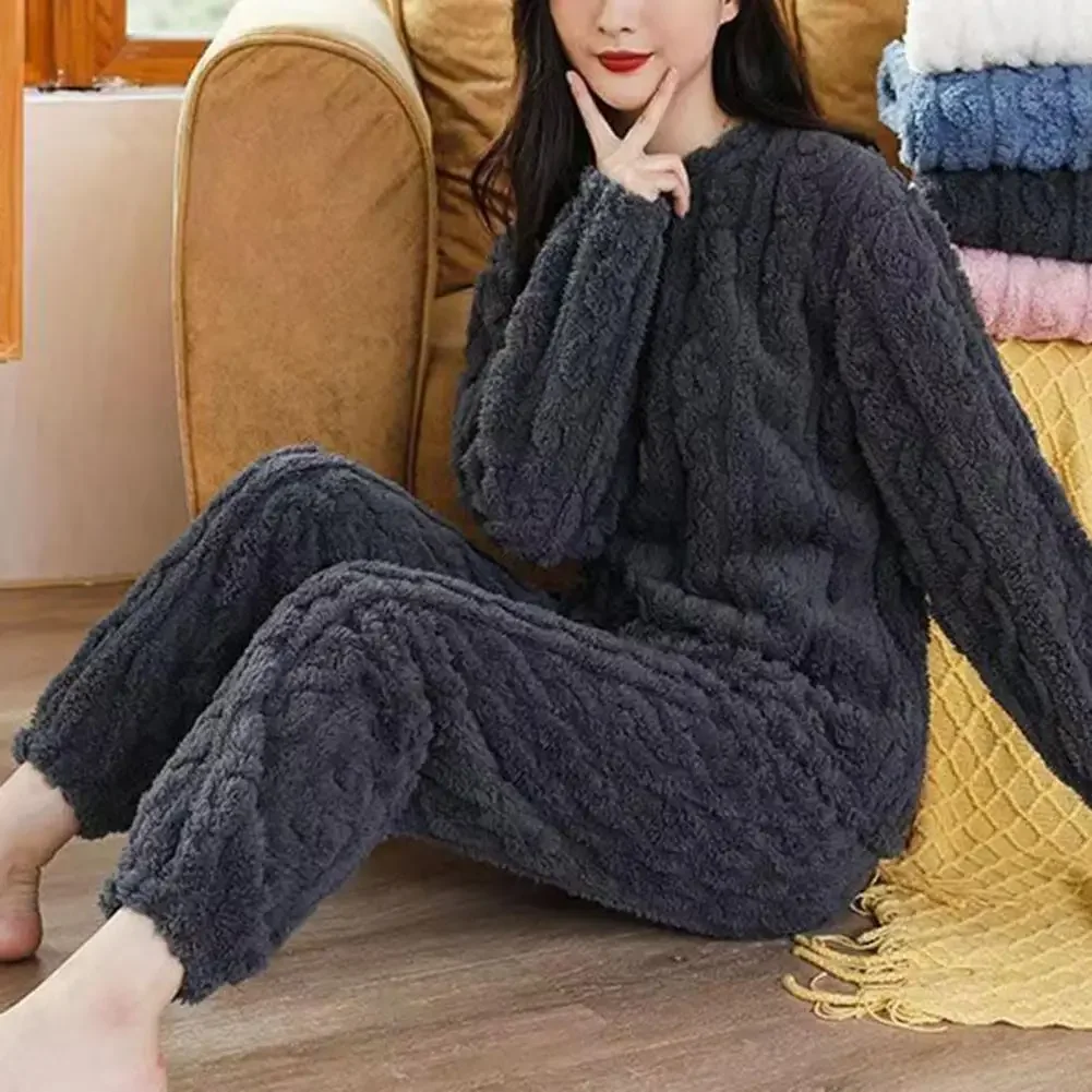 1 Set Winter Women Pajamas Warm Plush 2-Piece Sleepwear Set Stylish Solid Color Elastic High Waist Pullover Pajama Suit