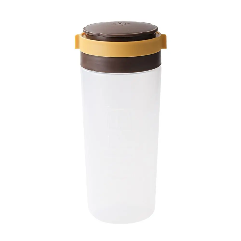 Plastic Flour Shaker Rotary Mixing Chamber Perforated Shaker Lid Seasoning Shaker Detachable Controlled Dispensing Flour Duster