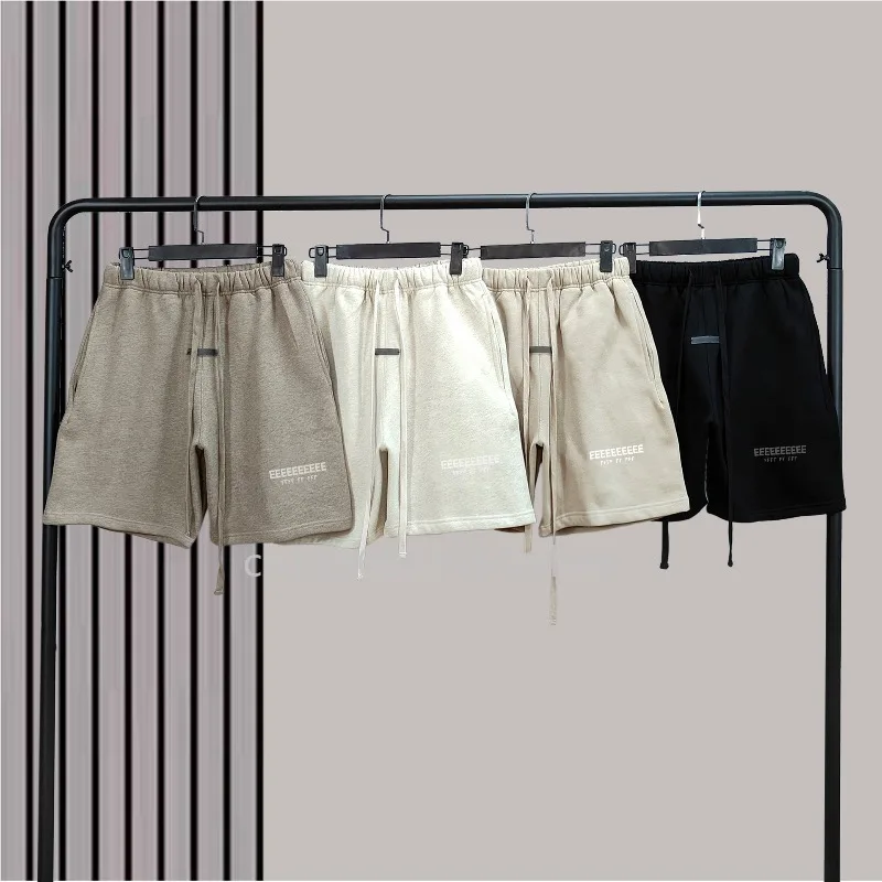 

FW25 Роскошный дизайн Мужские повседневные шорты Металлическая текстура Логотип с буквенным принтом До колена Дизайнерские брендовые свободные хлопковые шорты для пар