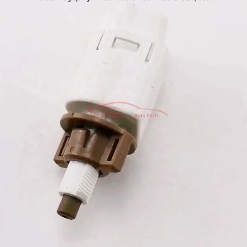 Interruptor de lámpara de freno de calidad Original para DFM DFSK Glory 560 S560