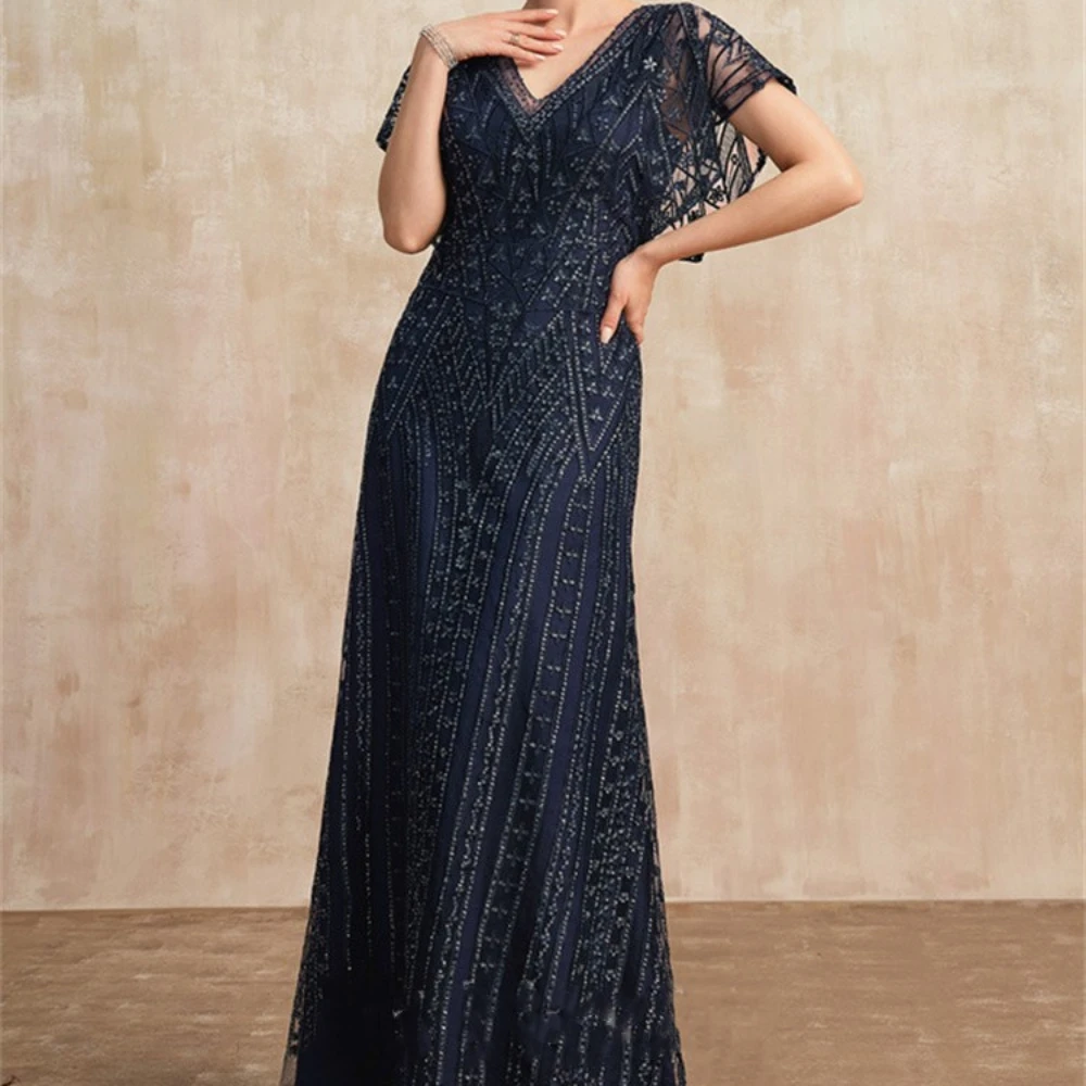 

Sheath/Column V-Neck Floor-Length Lace Mother of Bride Dress With Sequins Elegant Women Guest Gowns for Wedding Party Classic