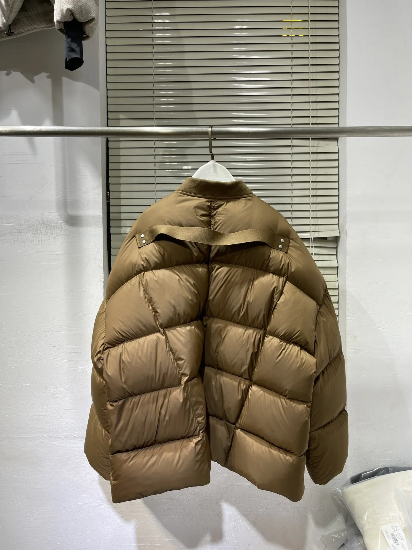 White Duck Down Jacket for Women, Thickened Bread Jacket, Mid-Length, Baseball Collar, Warm Jacket, Winter