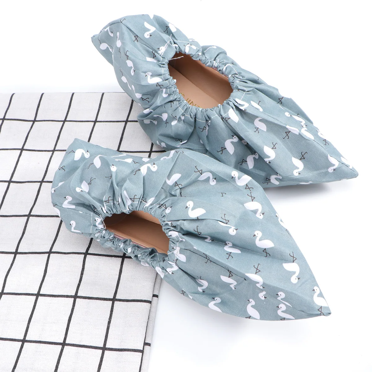 2 Pairs Thickened Antislip Shoe Cover Washable Breathable Dustproof Nonslip Foot Covers Household Reusable Male Female Student