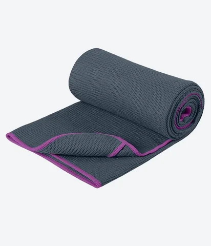 Microfiber Silicone Coating Layer Yoga Towel - Random Color