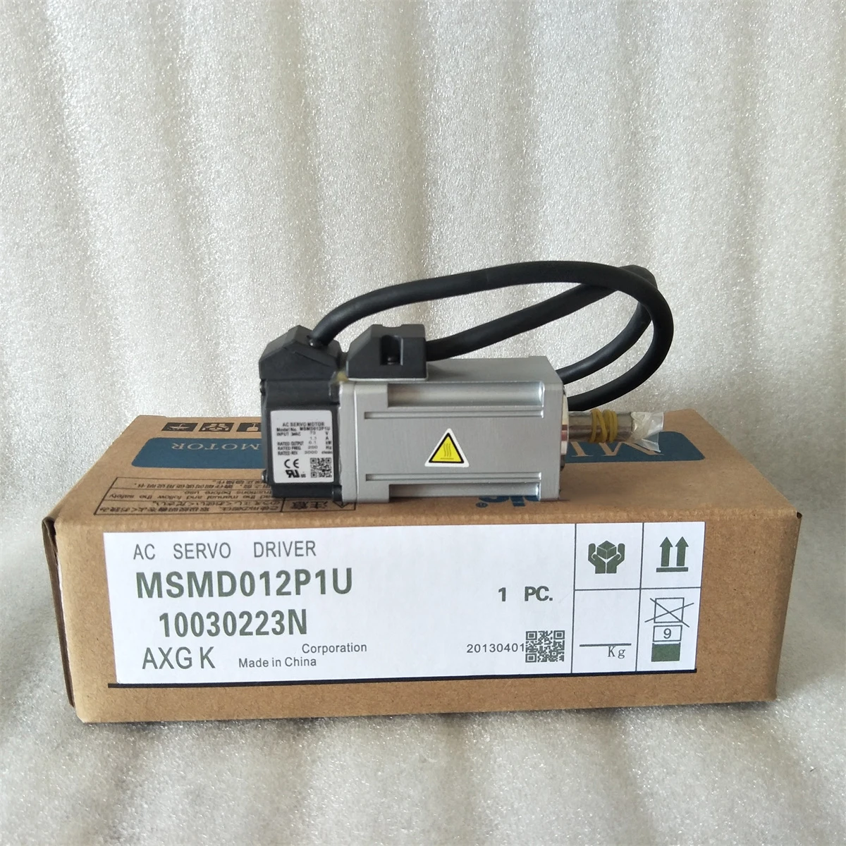 

New And Tested AC SERVO MOTOR MSMD012P1U Single-Phase 200Hz Waterproof And Explosion-Proof