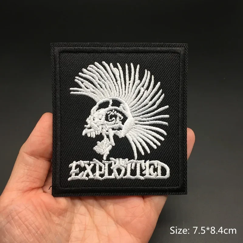 Band Rock Clothes Badges Iron On Patches Appliques Embroidered Music Punk Stripes for Clothes Jacket Jeans Diy Decoration