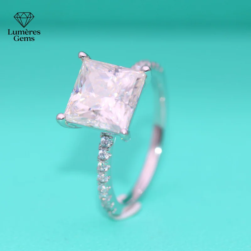 Lumière Gems Platinum PT950 Square Four-prong Moissanite Diamond Ring - Women's Micro-set Princess Square Ring - Fine Design