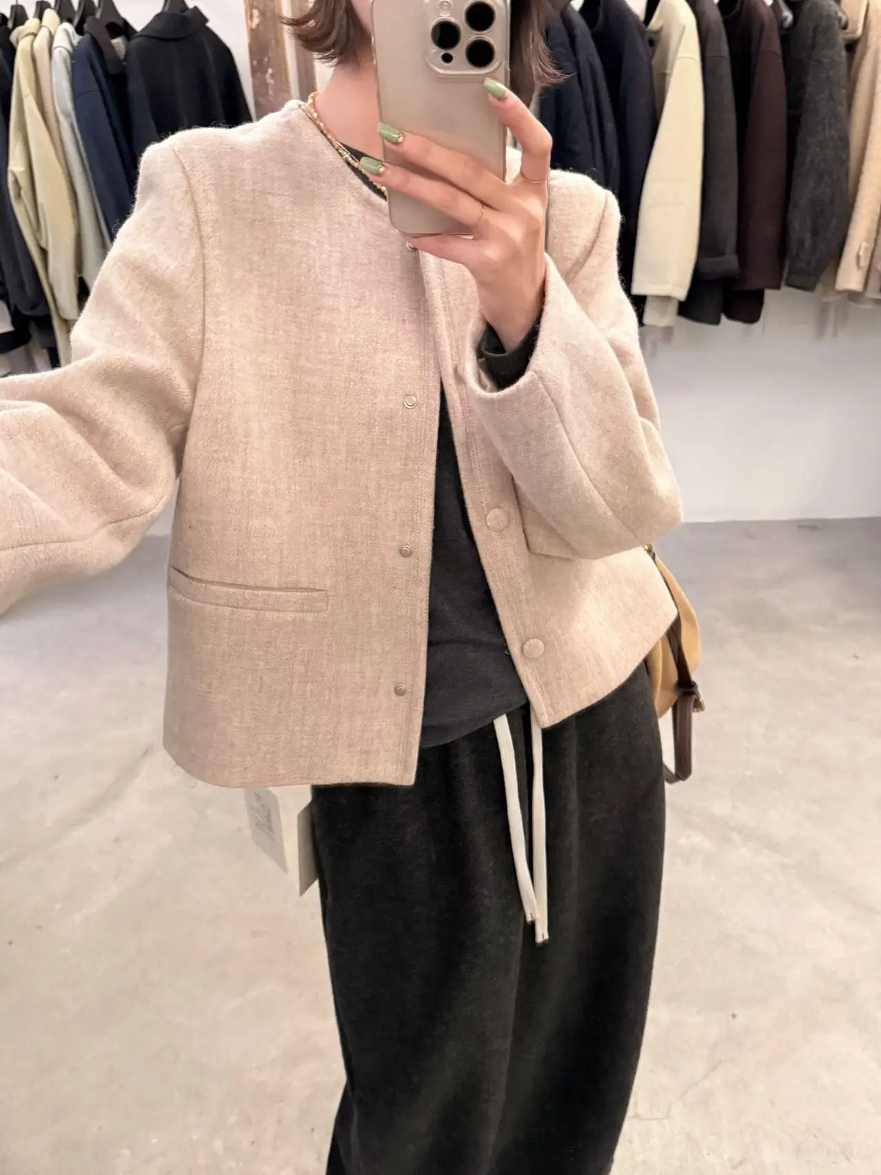 

Ретро-пальто в стиле Хепберн с круглым вырезом и одной пуговицей, короткое шерстяное пальто, элегантная осенне-зимняя верхняя одежда S720, для повседневной носки, женское, молодежное