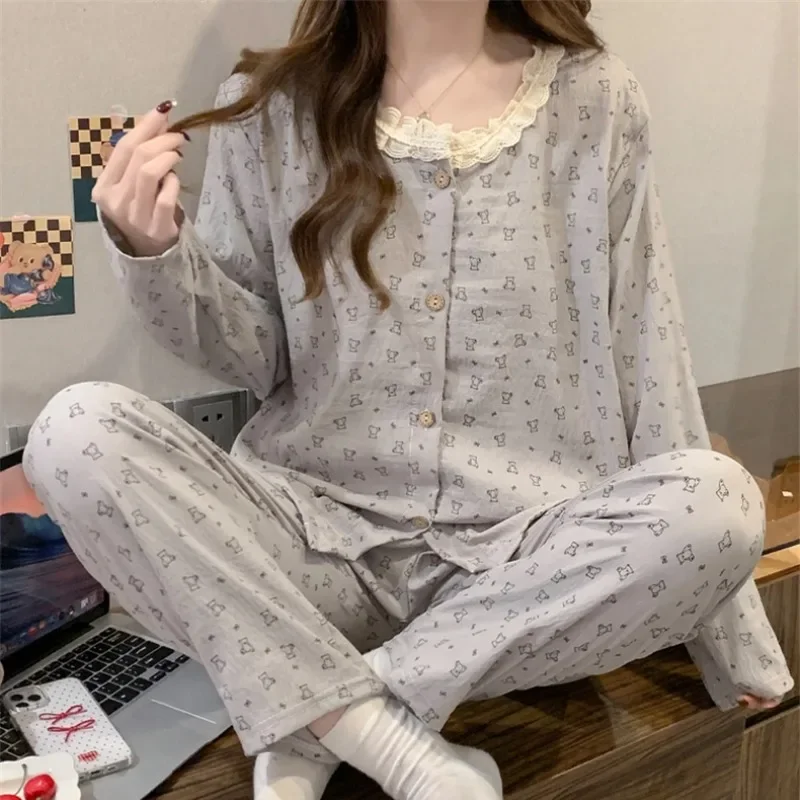 Autumn Cute Women Pajamas Set Light Gray Bear Print Lace Crew Neck 2 Piece Pajamas Set Korean Casual Elegant Sleepwear Homewear