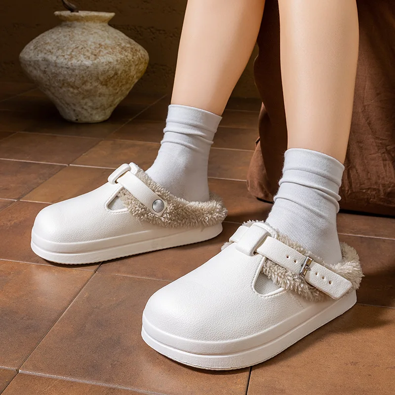 

Winter Couple's Outerwear Slippers Thick Soled Waterproof Soft Soled Home Slippers Wear Resistant and Warm Women's Cotton Shoes