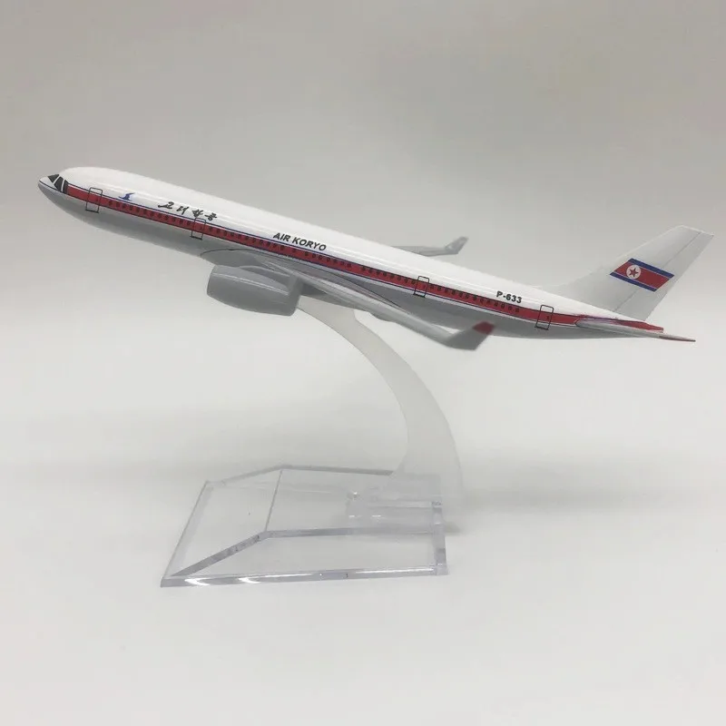 Model Pesawat A330 Air Koryo Airways dengan Landing Gear, Model Pesawat Logam Alloy 16CM, Simulasi Diecast, Mainan Model Pesawat