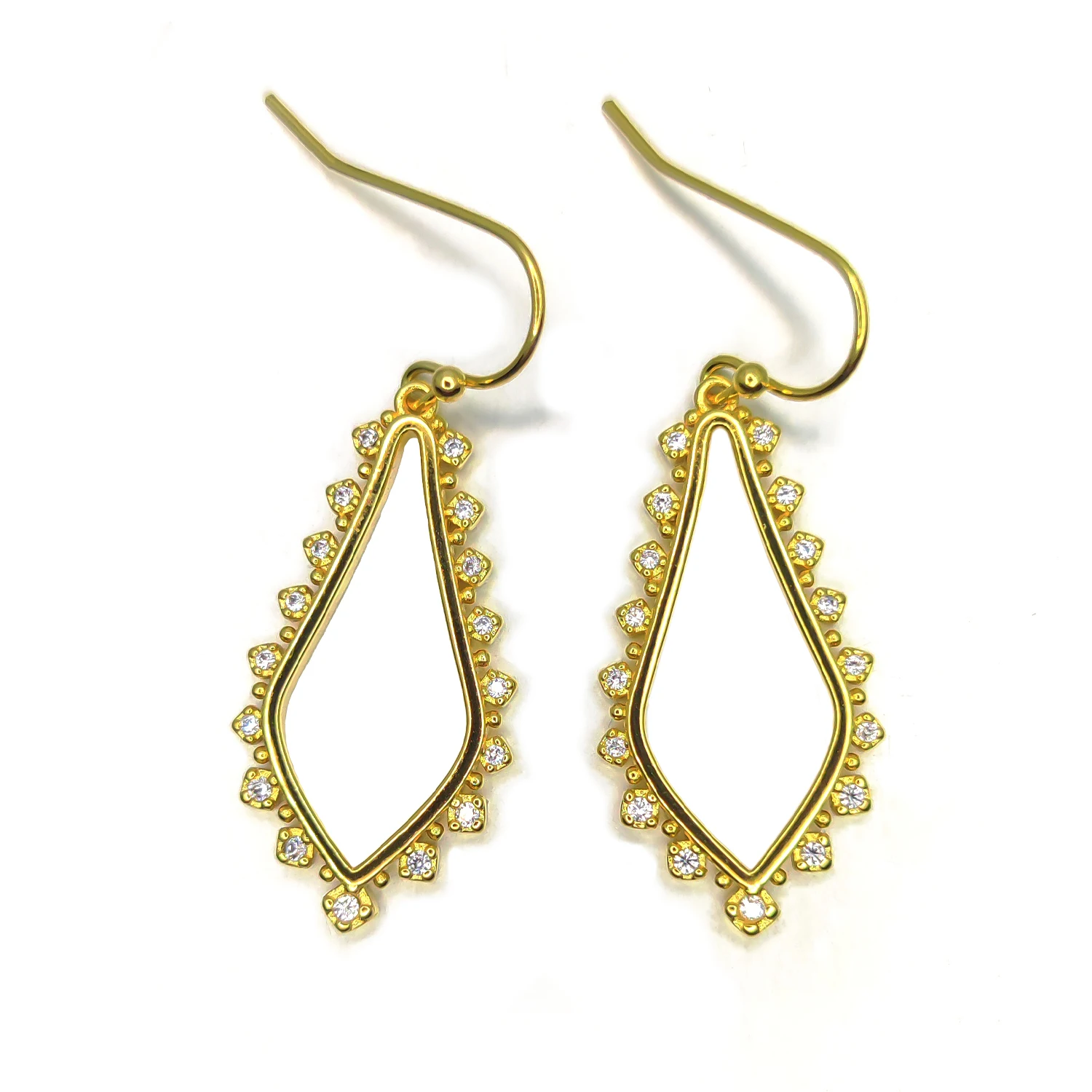 HESHI Baroque Style Block Classical Drop Hollow Earrings for Women Fascinating Outfit