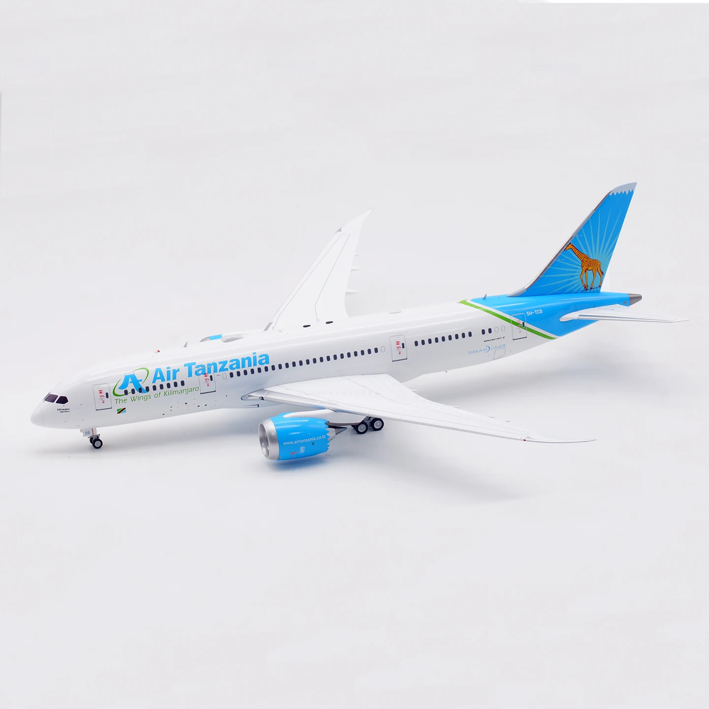 IF788TC0725 Aereo da collezione in lega regalo INFLIGHT 1:200 Air Tanzania "Dreamliner" Boeing B787-8 Modello di aereo pressofuso 5H-TCG