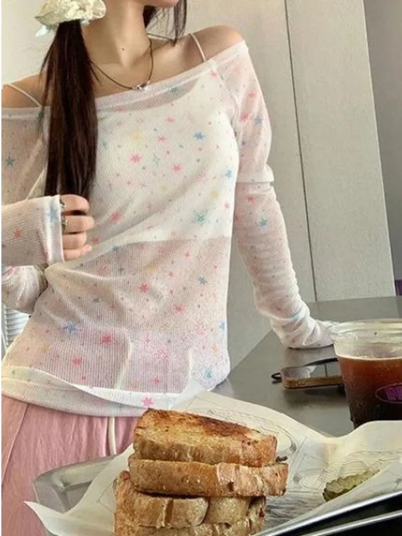 Sweet long sleeved white t-shirt for women's new 2024 summer top design, with a sense of niche outerwear cover up 4J7Z