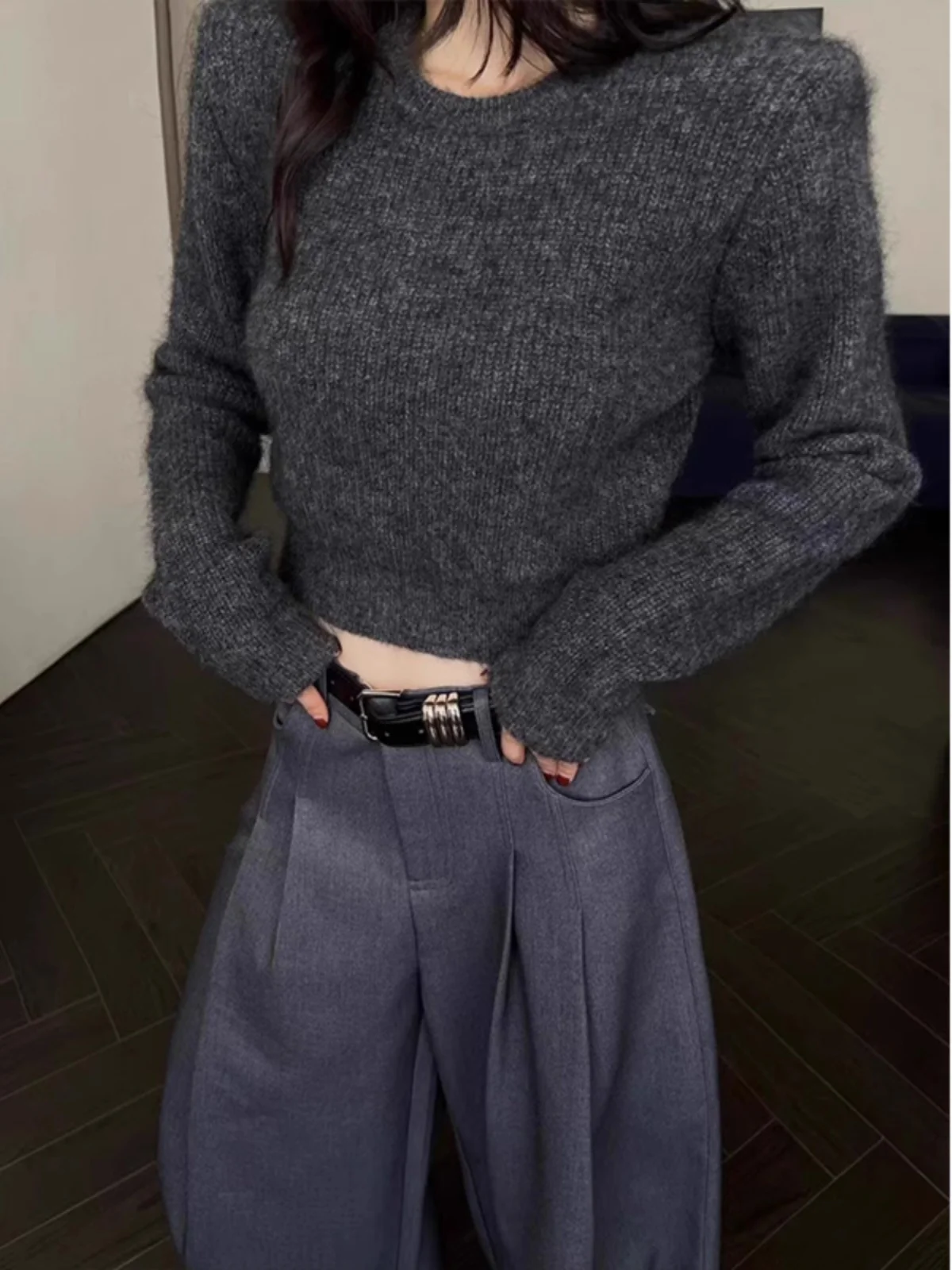 

Retro American ey ort Knitted Sweater Women's oulder Pad Slim Fit Bear Velvet Base irt Top for Autumn Winter