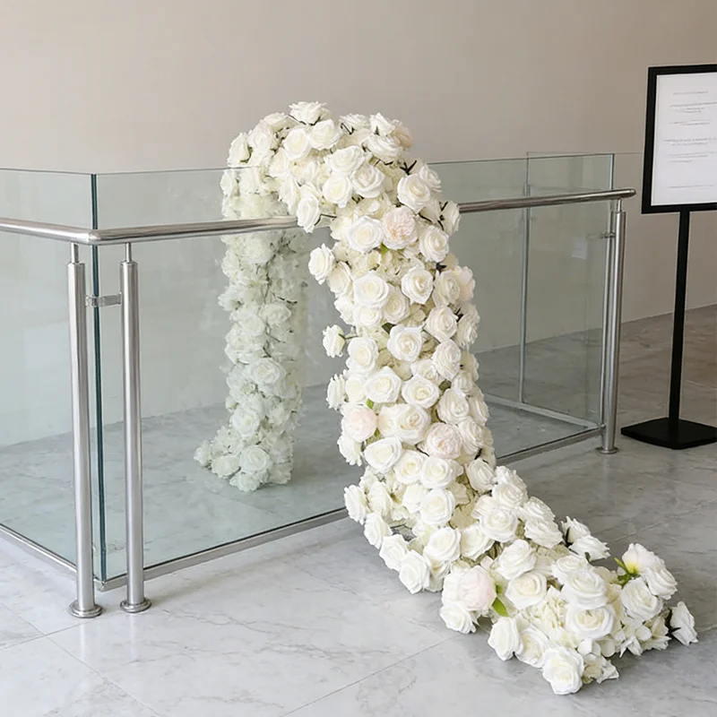 Weiße Kunstblumen Luxus Hochzeitsdekoration Sofa-Läufer Blumenreihe Event-Tischläufer Kranz Hortensie Rose Seiden-Blumenball – Detail 8
