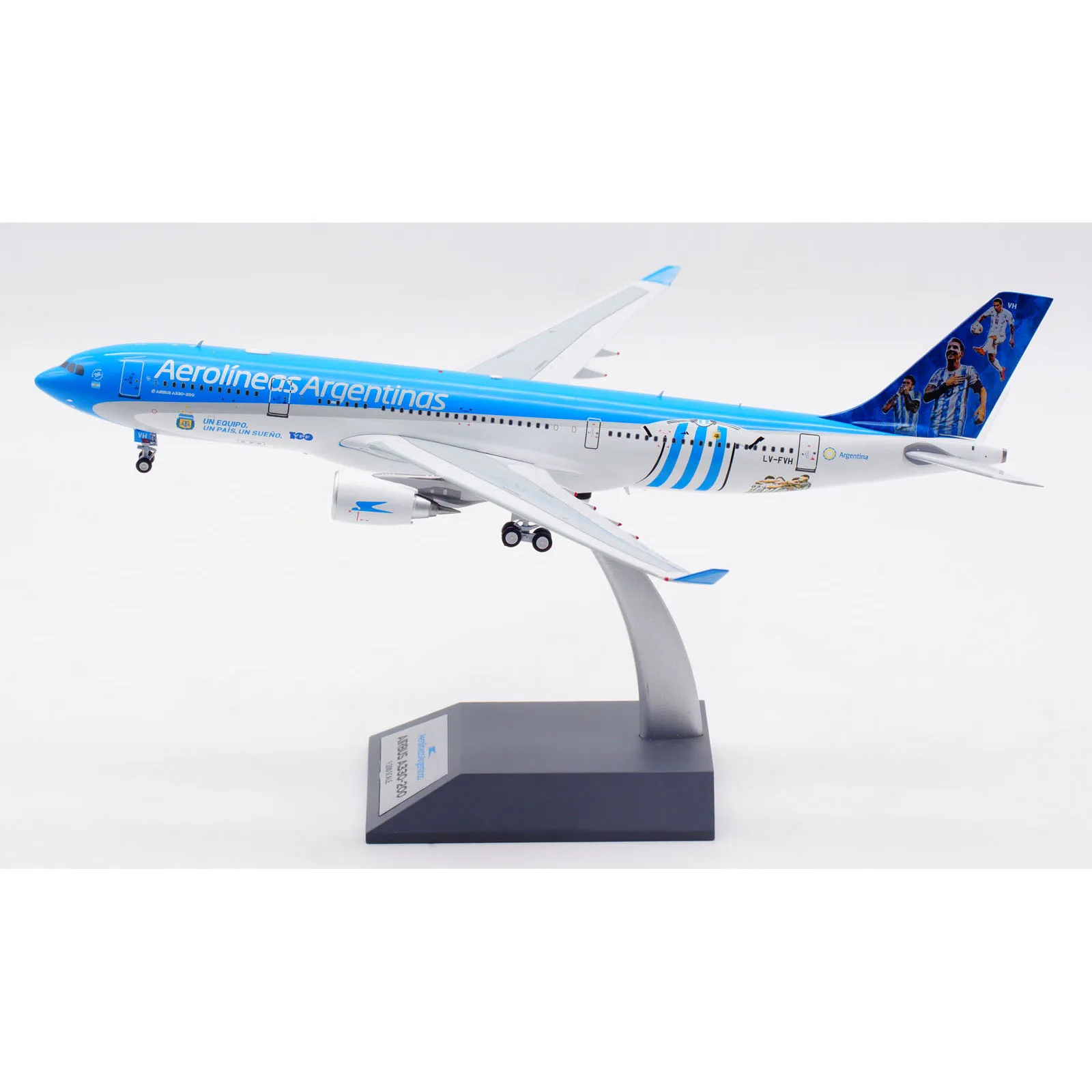 B-332-AR-WC Alloy Collectible Plane Gift B-Models 1:200 Aerolíneas Argentinas A330-200 Diecast Aircraft Jet Model LV-FVH