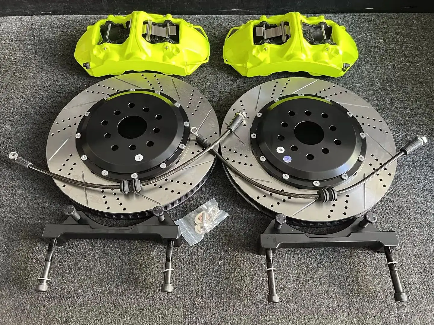 Caliper components are suitable for Jaguar F-Pace/Front brake kit for Omoda C7 2025