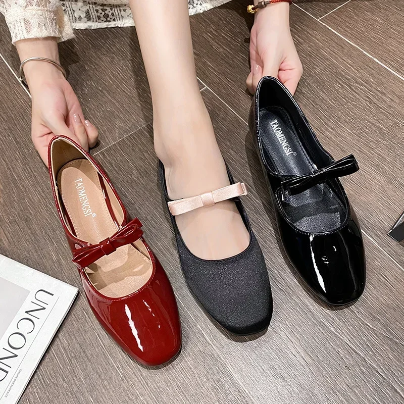 Nuove donne della moda primaverile e autunnaleParagrafo Baotou Bow Ballet Scarpe singole con suola morbida per donna con suola piatta con cinturino dritto