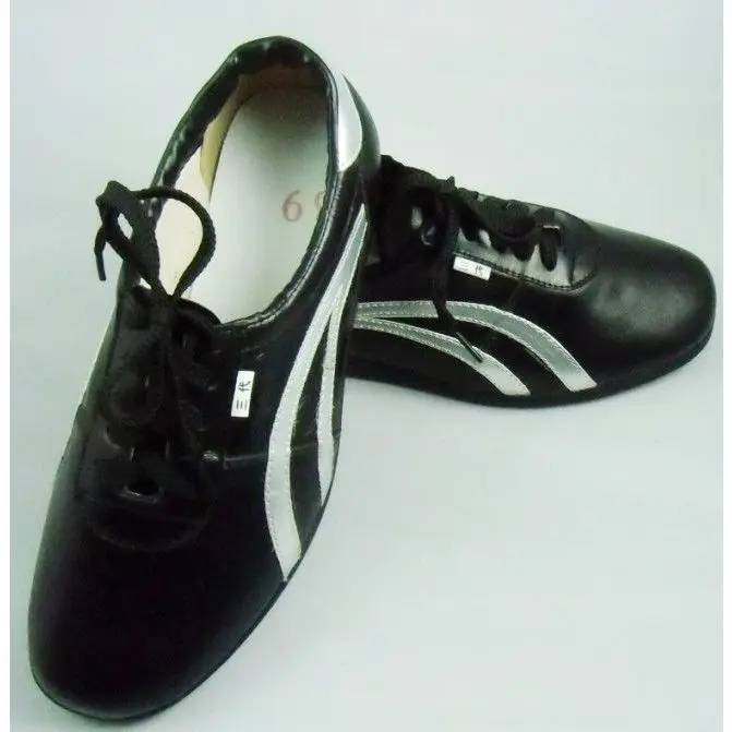 أحذية رياضية رجالي أحذية نسائية كاجوال شبكية عصرية خفيفة الوزن قابلة للتنفس أحذية سفلية ناعمة للصيف والرياضات الخارجية واللياقة البدنية