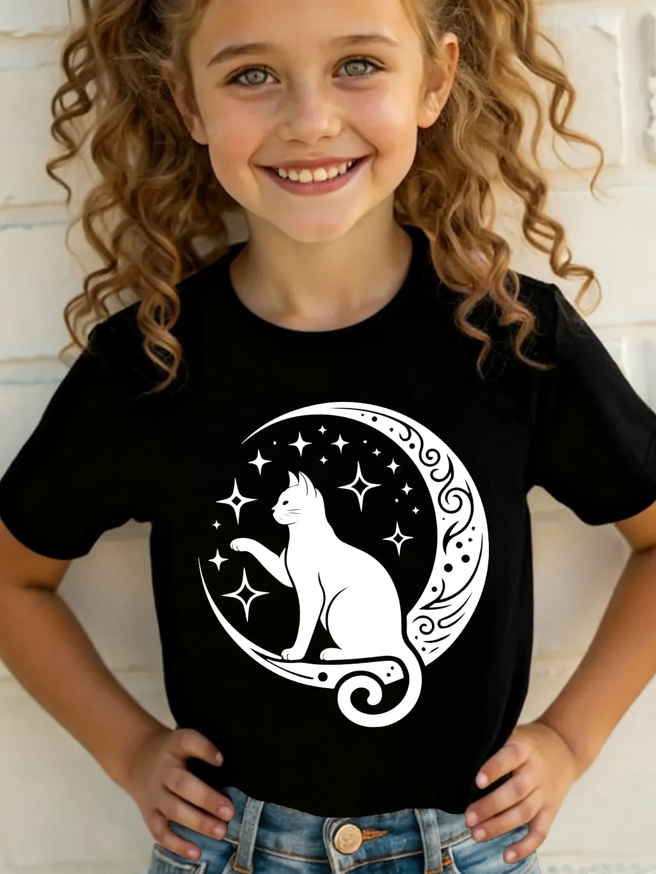 Kids Girls Cute Black Cat on Crescent Moon Stars Graphic TShirt Casual Short Sleeve Tee Children Clothing Parent-child Print Top