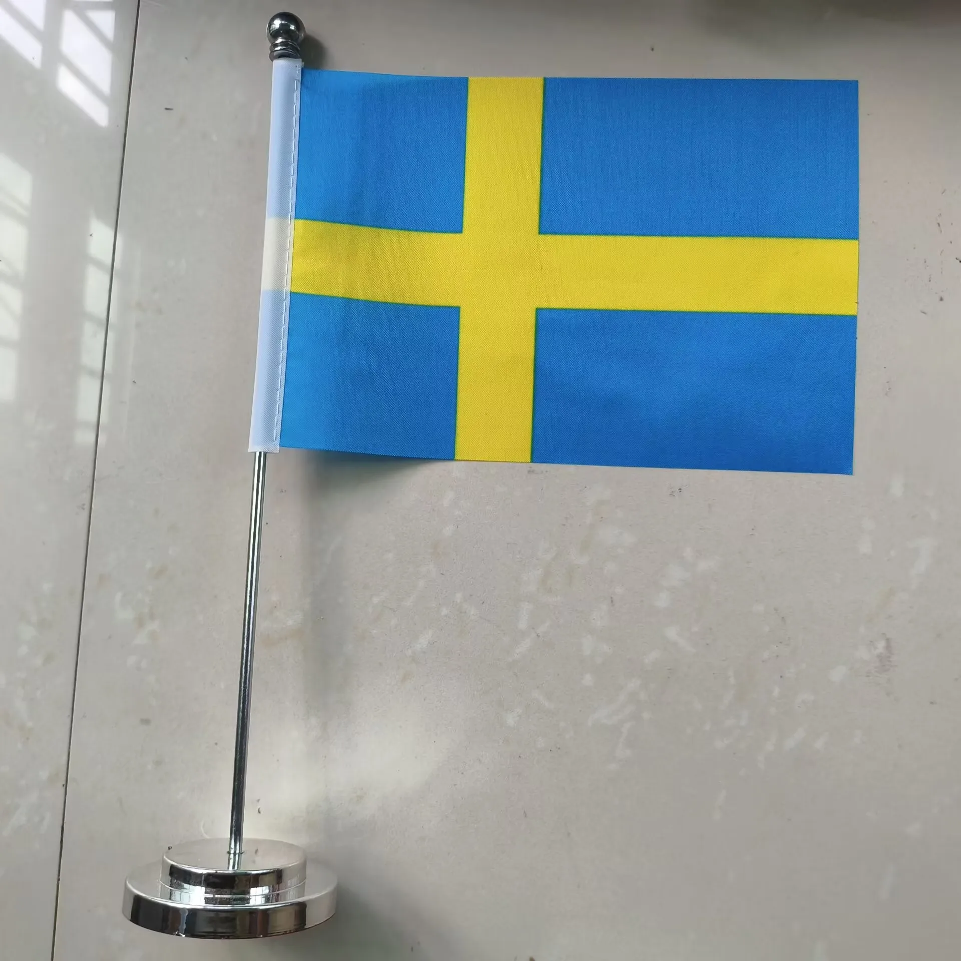 aerlxemrbrae   14x21cm Office Desk Flag Of  Sweden   Banner Polyester   SWE SE   Swedish   National flag   For Decoration