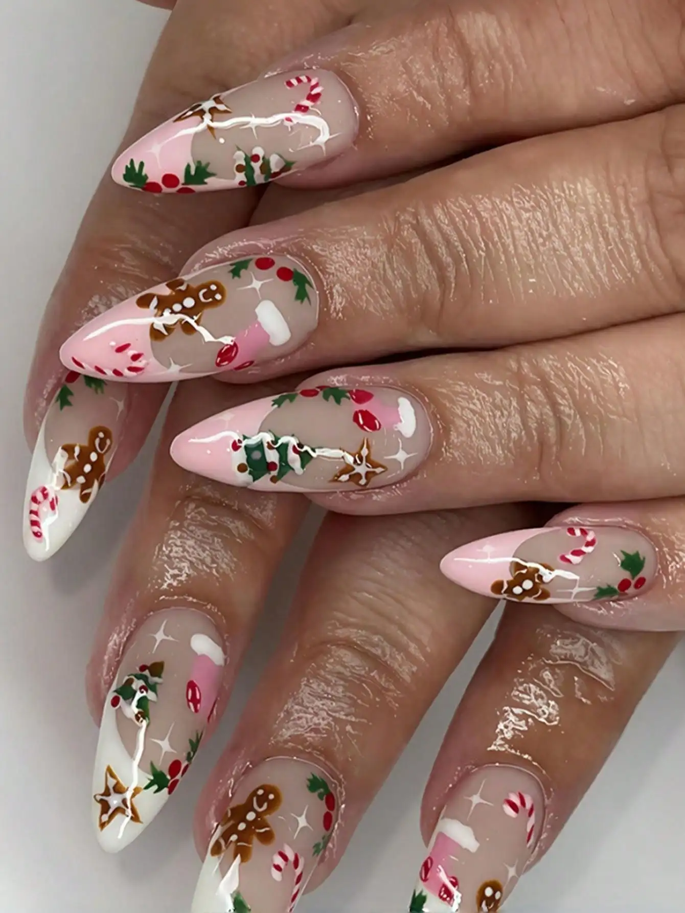 Nail Stickers, 24pcs/Set, Almond-Shaped Pink & White French Manicure, Cute Gingerbread Man, Candy Cane, Christmas Tree & Holly Berry Patterns, Press-On Short Nail Stickers, Suitable For Fashionable Girls, Office Workers, Parties, Dates & Daily Wear