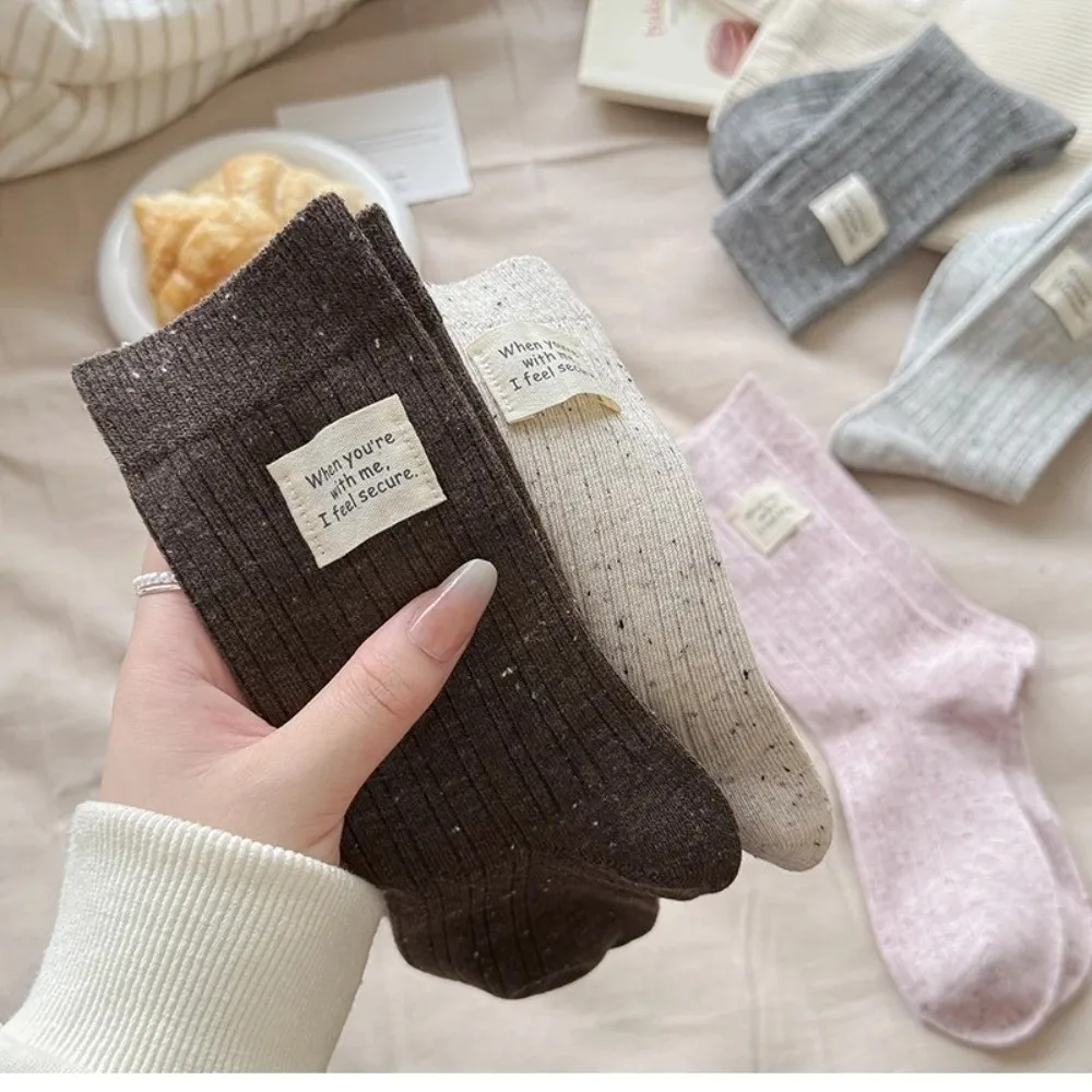 

Новые простые женские носки с буквами, дышащие носки средней длины в корейском стиле, хлопковые повседневные носки для девочек