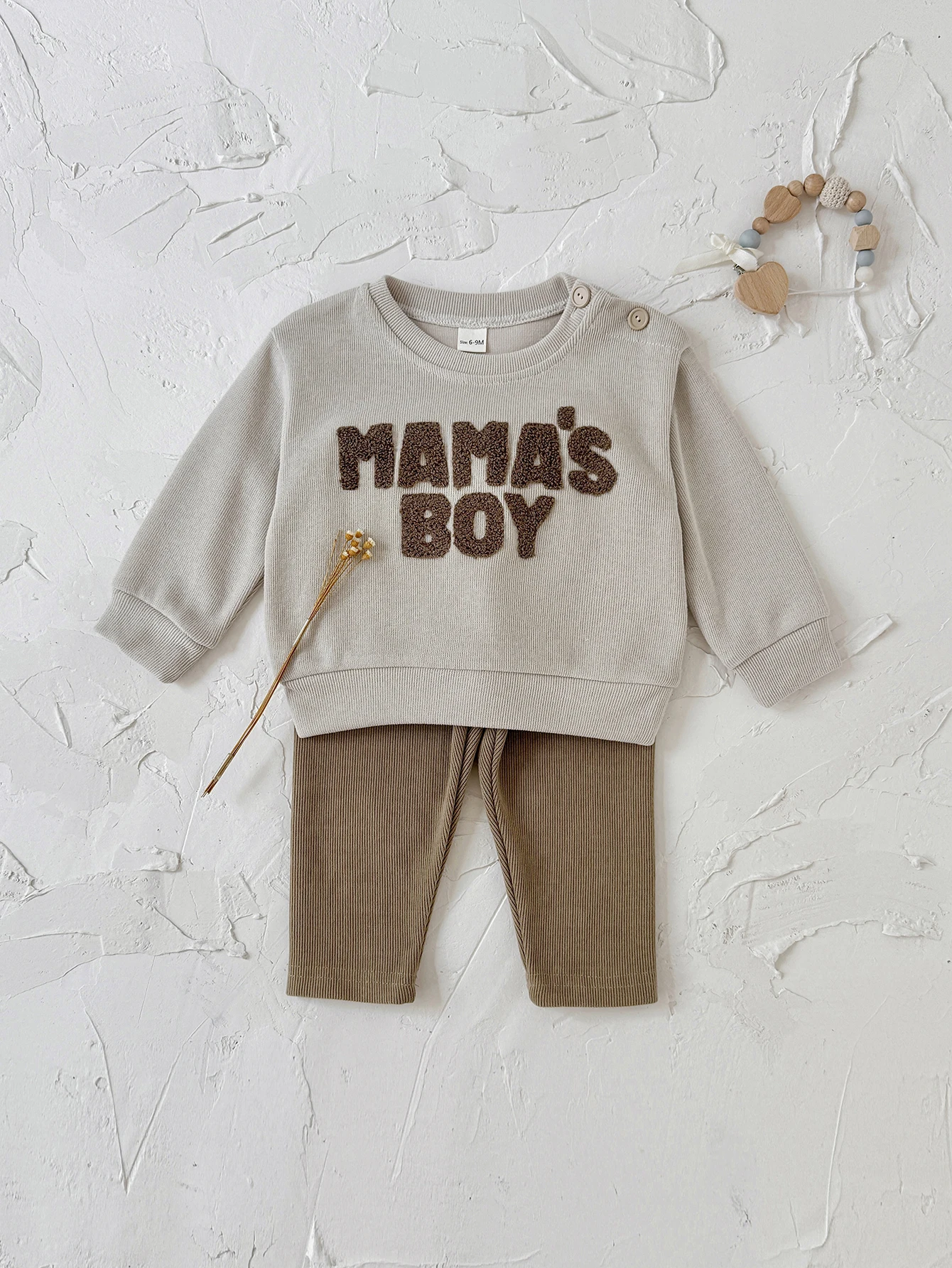Spring Autumn Baby MAMA'S BOY Towel Embroidery 2PCS Set, Boys Ribbed Top Corduroy Cuffed Jogger Pants Outfit